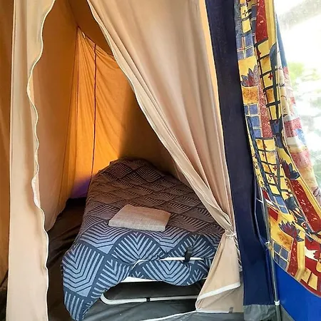3- Persoons Bungalowtent Op Rustig Plekje Camping De Iepenhoeve Anna Paulowna